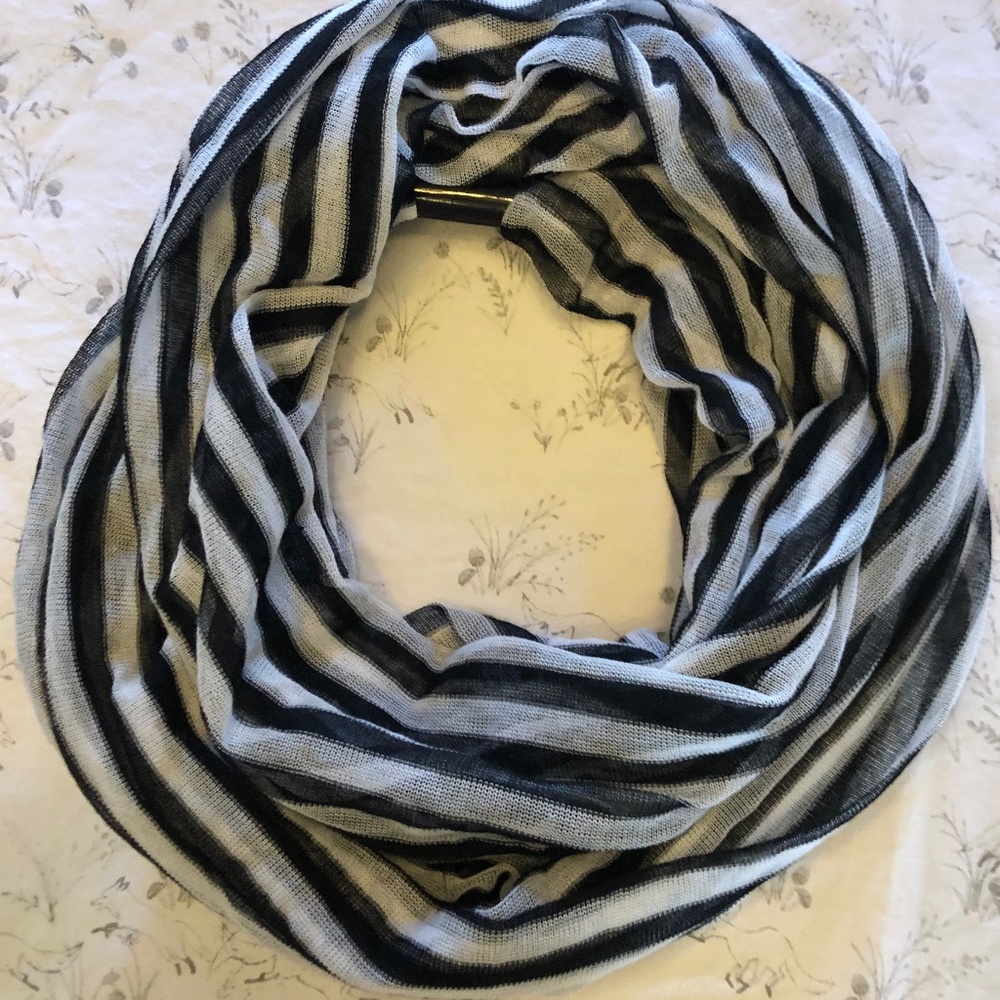 Set-2 Infinity Scarves - Picture 4 of 5